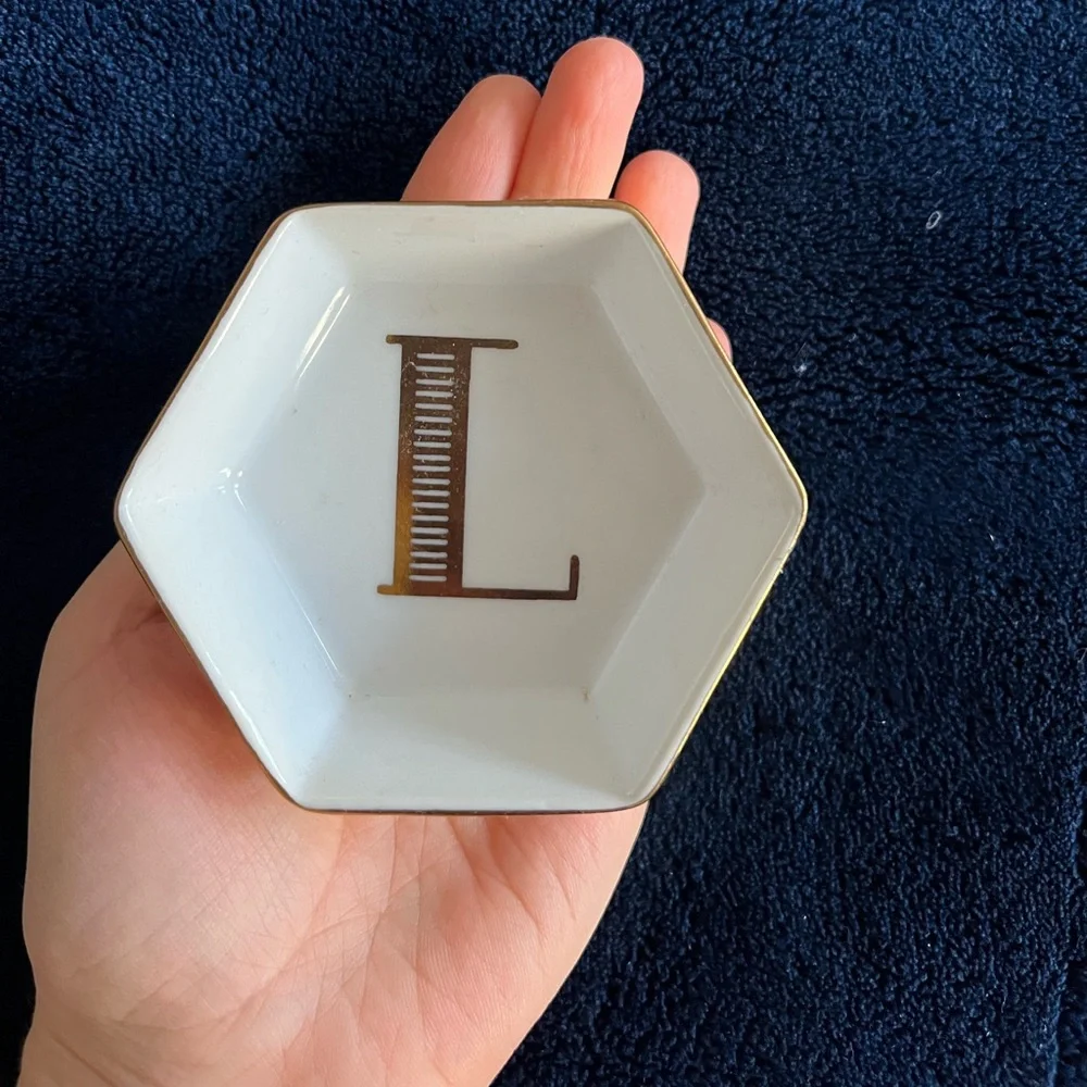 Hexagonal Trinket Dish with Gold Accent and the letter “L” - Picture 2 of 4